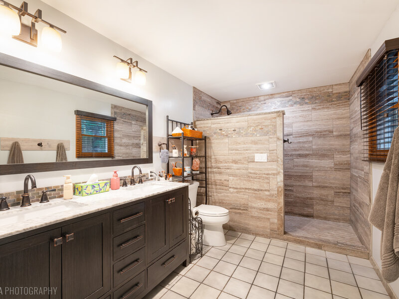 620 Canyon Lane Elgin IL 60123