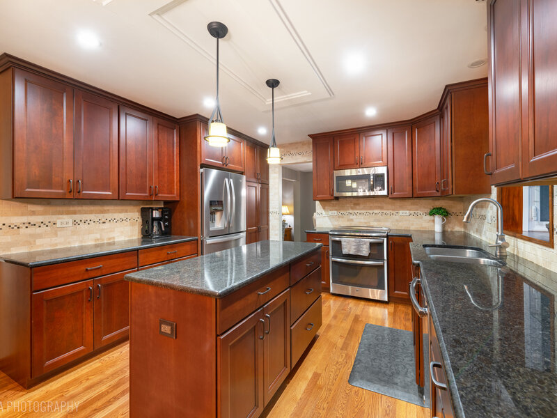 620 Canyon Lane Elgin IL 60123