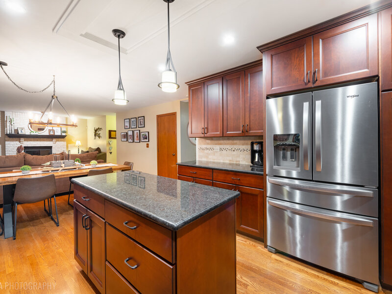 620 Canyon Lane Elgin IL 60123