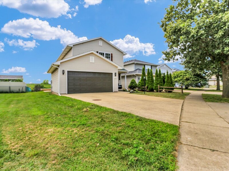 3417 Clayton Road Champaign IL 61822