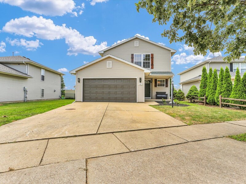 3417 Clayton Road Champaign IL 61822