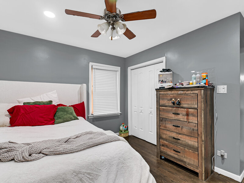18431 Marshfield Avenue Homewood IL 60430