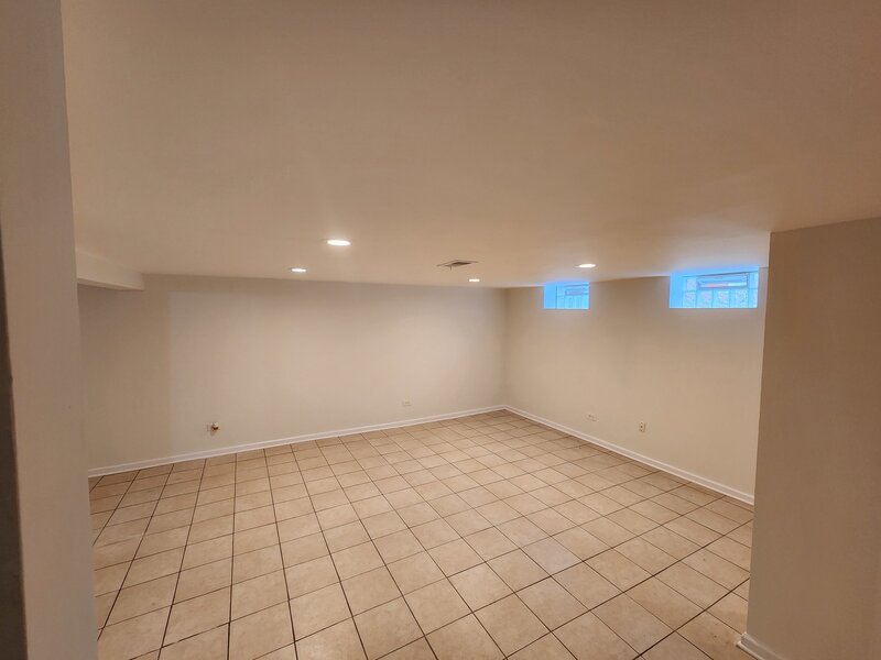 8813 N Grand Street Niles IL 60714