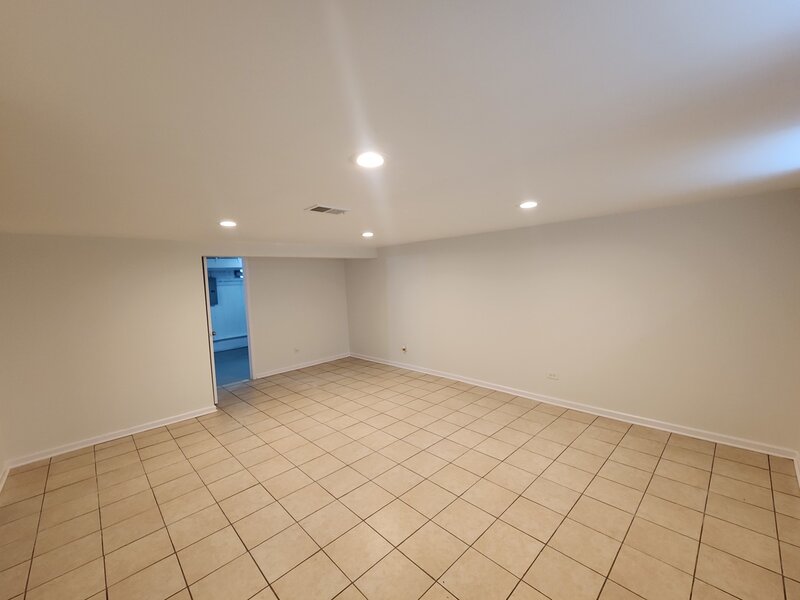 8813 N Grand Street Niles IL 60714