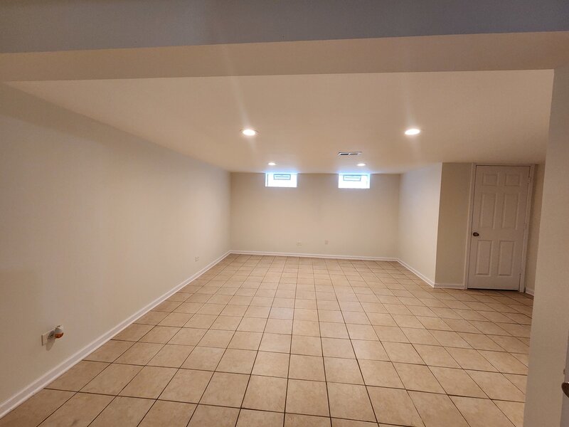 8813 N Grand Street Niles IL 60714