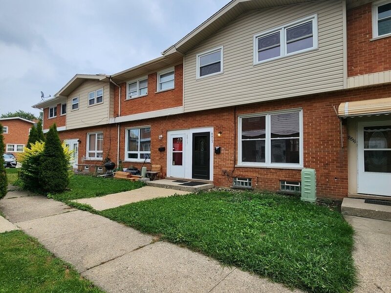 8813 N Grand Street Niles IL 60714
