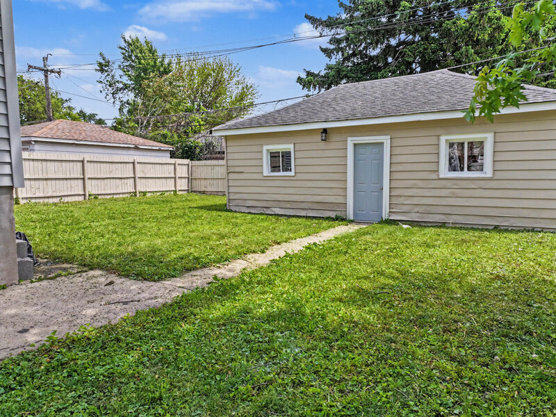 417 S 3rd Avenue Maywood IL 60153