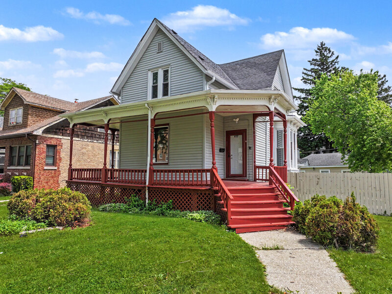 417 S 3rd Avenue Maywood IL 60153