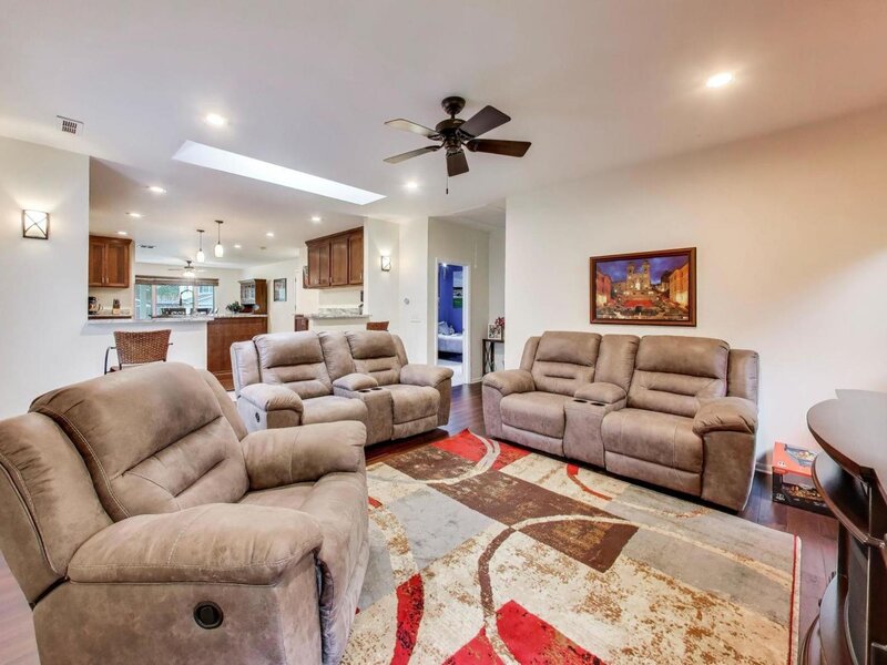 603 Chelmsford Lane Elk Grove Village IL 60007