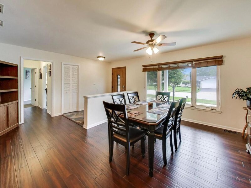 603 Chelmsford Lane Elk Grove Village IL 60007