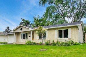 Photo of 603 Chelmsford Lane Elk Grove Village IL 60007