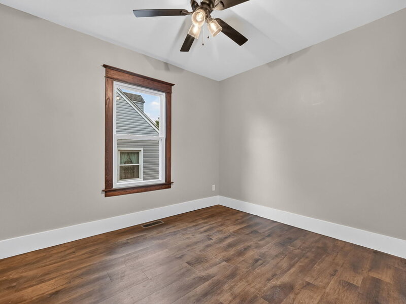 558 S 3rd Street Rochelle IL 61068