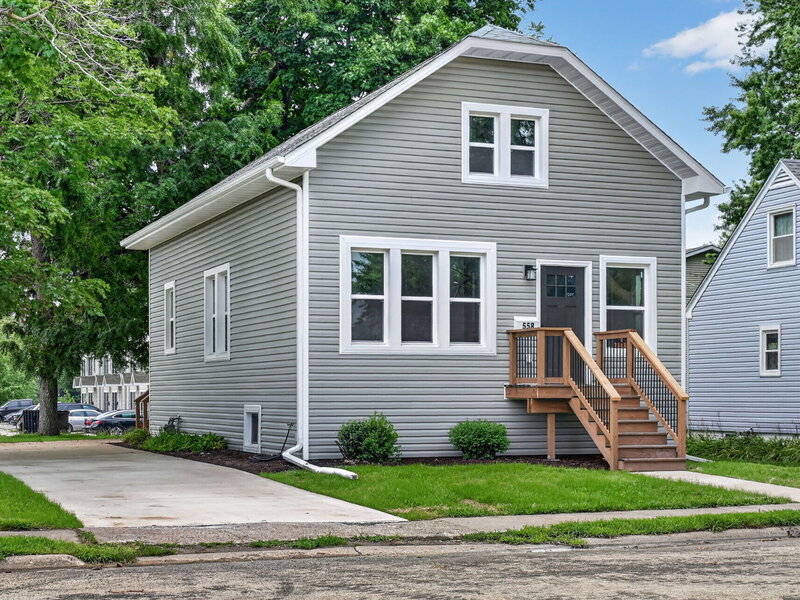558 S 3rd Street Rochelle IL 61068