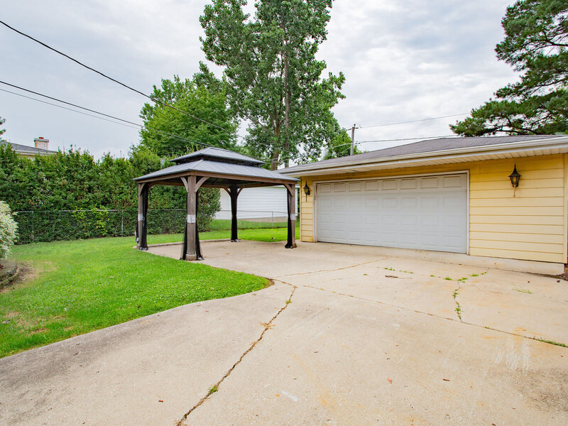 711 Schiller Street Itasca IL 60143