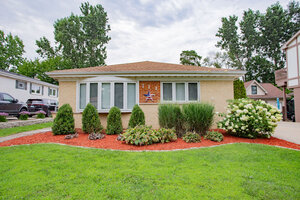 Photo of 711 Schiller Street Itasca IL 60143