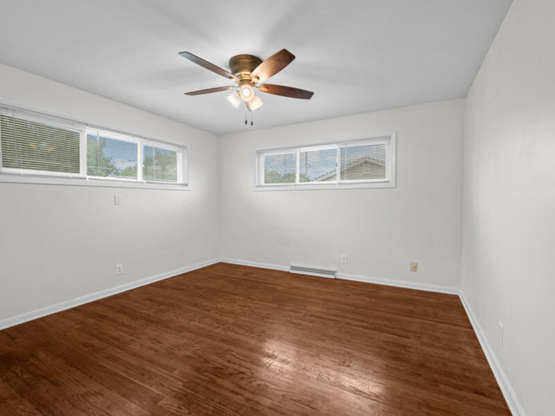 1563 W Garfield Street Davenport IA 52804