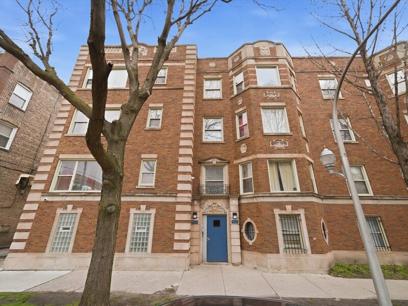 850 E 82nd Street Chicago IL 60619