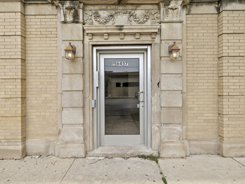 6457 N California Avenue Chicago IL 60645