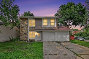 Photo of 30 Maplewood Drive Warrenville IL 60555