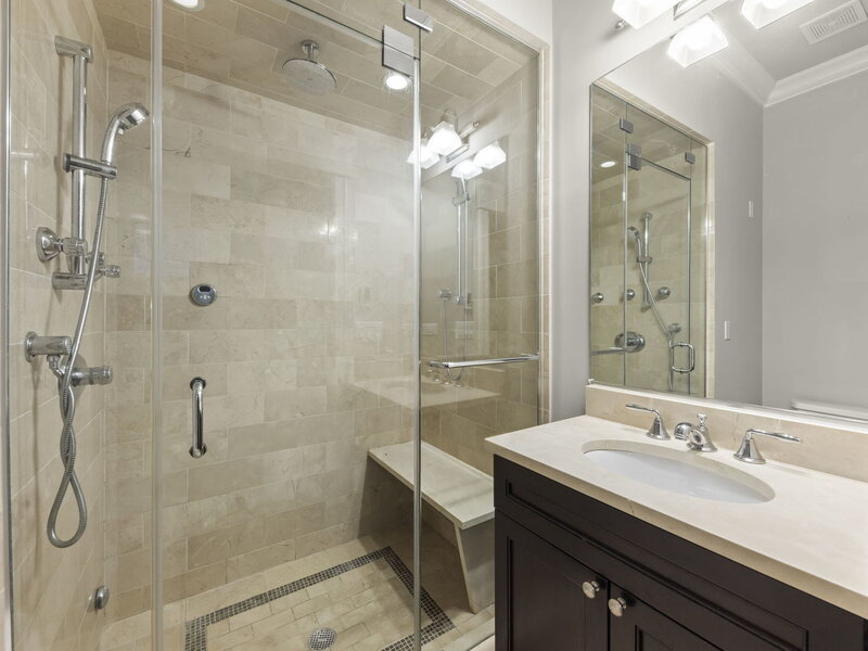 3763 N Wilton Avenue Chicago IL 60613