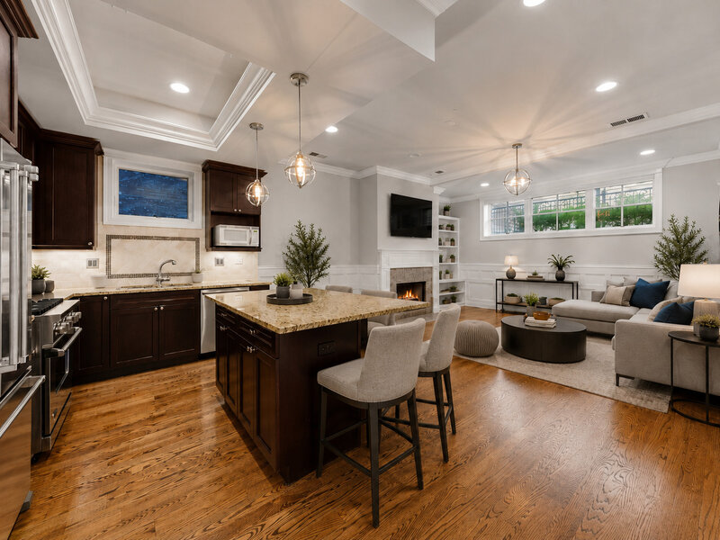 3763 N Wilton Avenue Chicago IL 60613