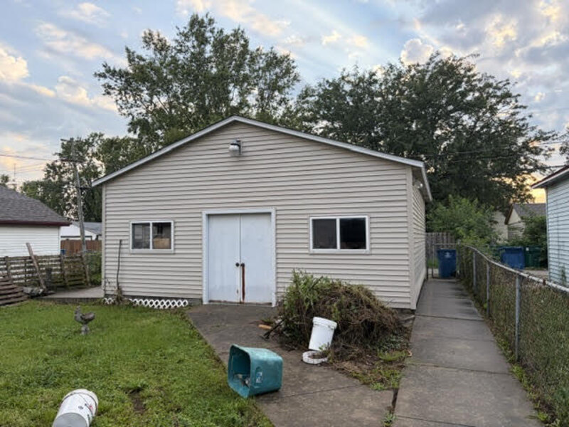 141 S Jefferson Avenue Bradley IL 60915