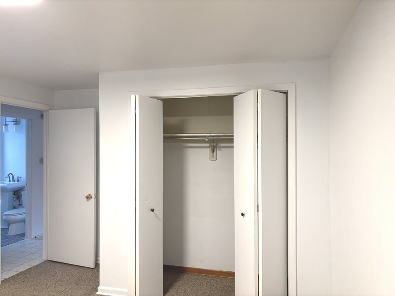 5700 W Montrose Avenue Chicago IL 60634
