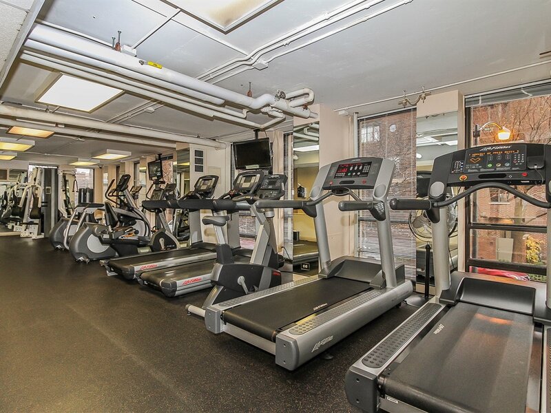 1660 N La Salle Drive Chicago IL 60614