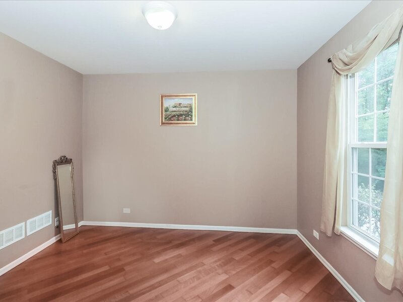 160 Neutrenton Avenue Elgin IL 60120