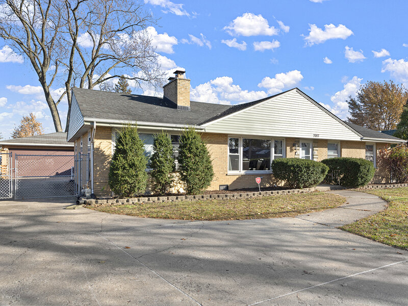 9007 Ridgeland Avenue Oak Lawn IL 60453