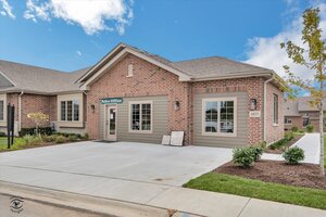 Photo of 8869 Buffington Breakwater Drive Frankfort IL 60423
