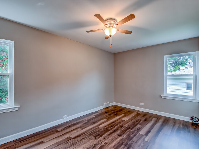 3110 W Jarvis Avenue Chicago IL 60645