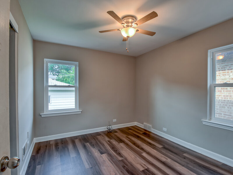 3110 W Jarvis Avenue Chicago IL 60645