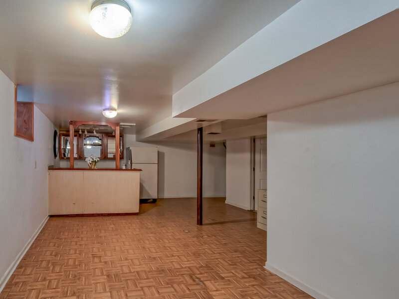 3110 W Jarvis Avenue Chicago IL 60645