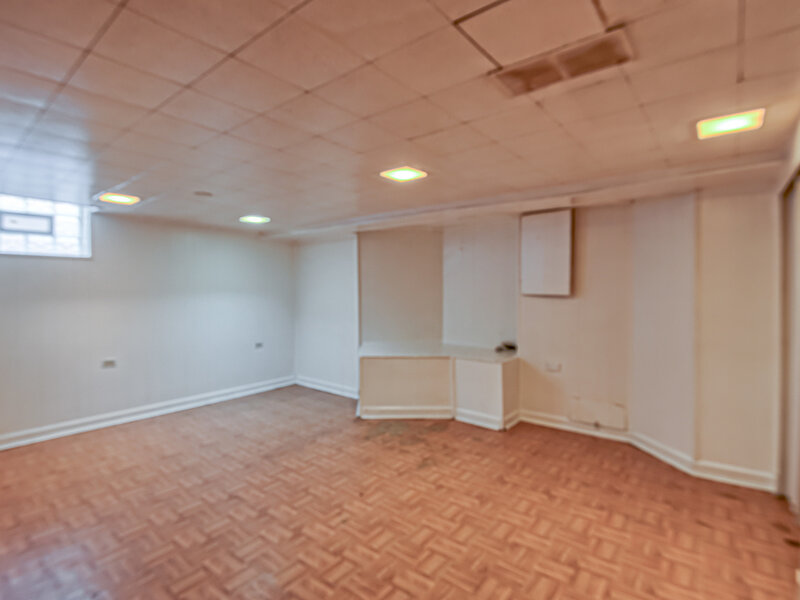 3110 W Jarvis Avenue Chicago IL 60645
