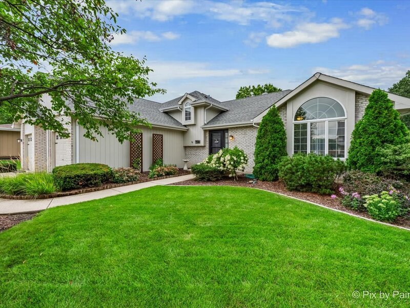 708 Ravinia Drive Shorewood IL 60404