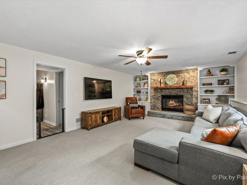 708 Ravinia Drive Shorewood IL 60404