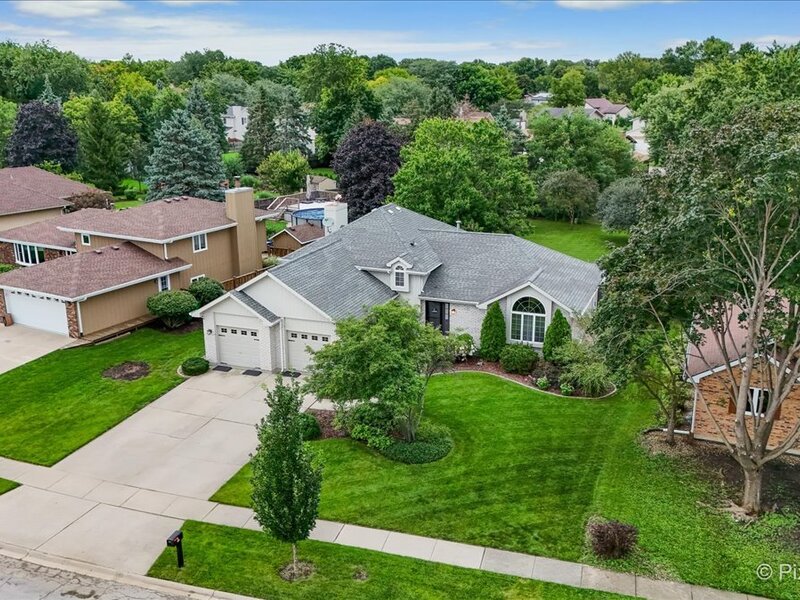 708 Ravinia Drive Shorewood IL 60404