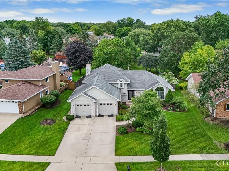 708 Ravinia Drive Shorewood IL 60404