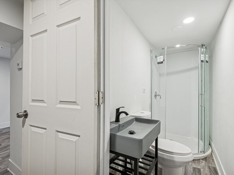 6843 S Carpenter Street Chicago IL 60621