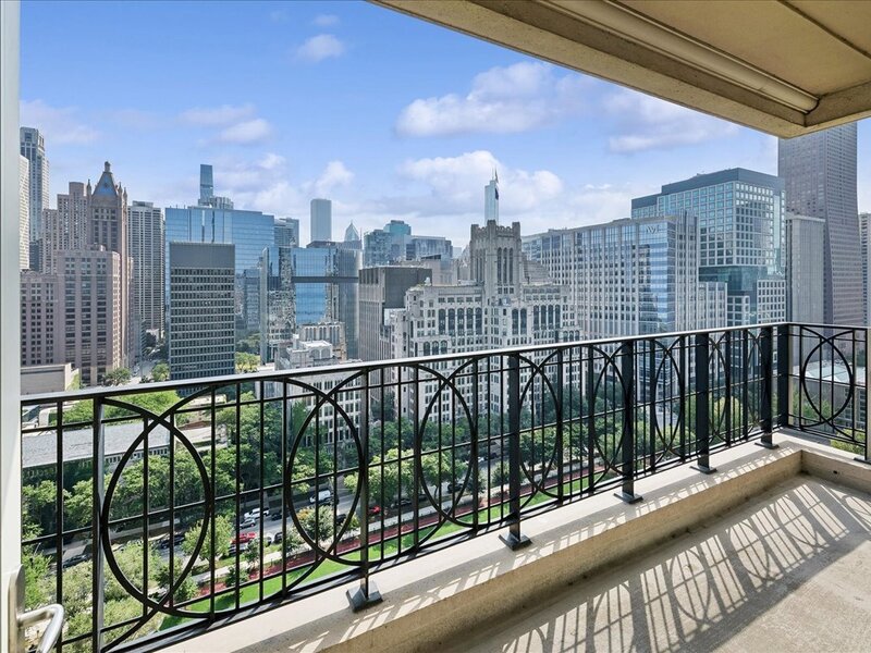840 N Lake Shore Drive Chicago IL 60611