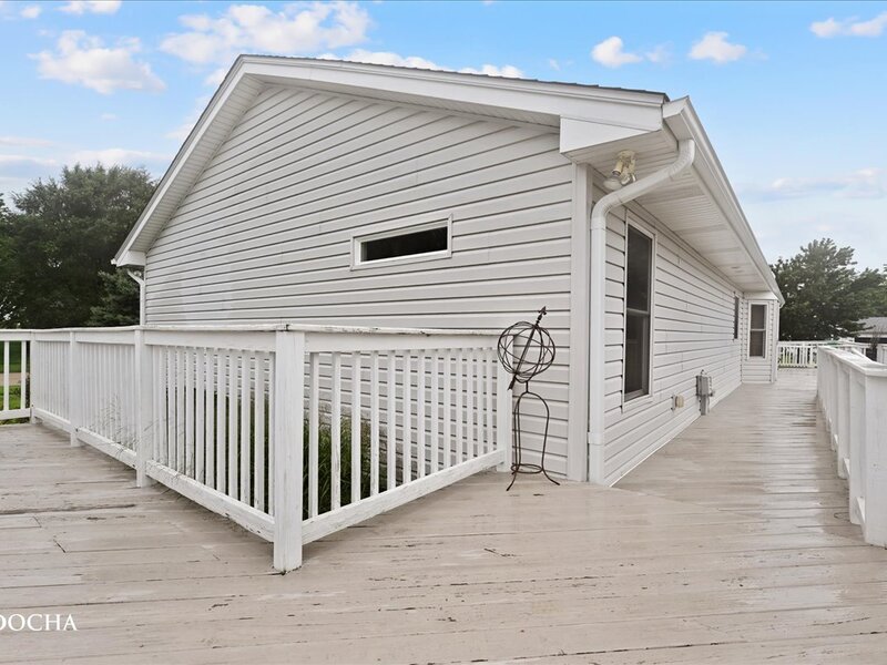 190 N Juniper Street Cortland IL 60112