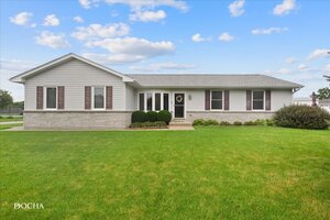 Photo of 190 N Juniper Street Cortland IL 60112
