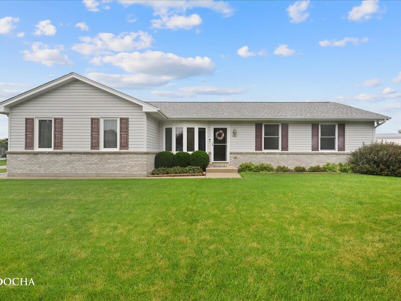 190 N Juniper Street Cortland IL 60112