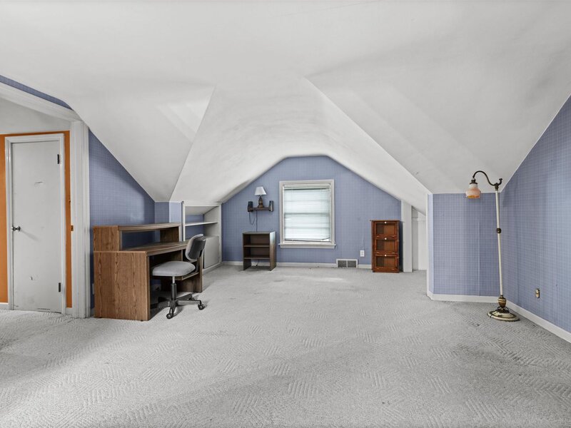 1721 Parkview Avenue Rockford IL 61107