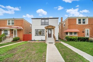 Photo of 5229 S Avers Avenue Chicago IL 60632