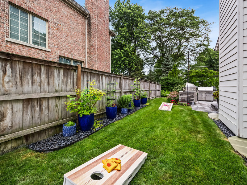 2536 Oak Avenue Northbrook IL 60062