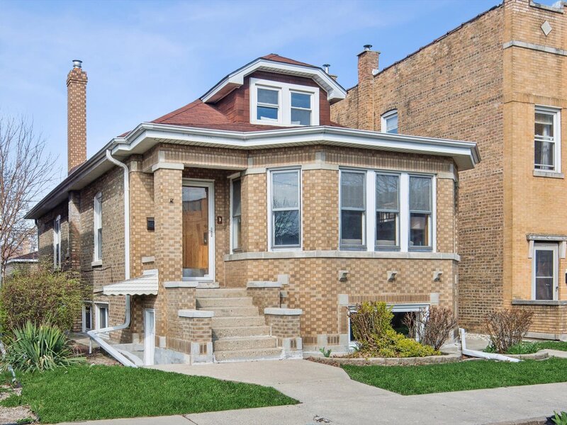 5624 N Mango Avenue Chicago IL 60646