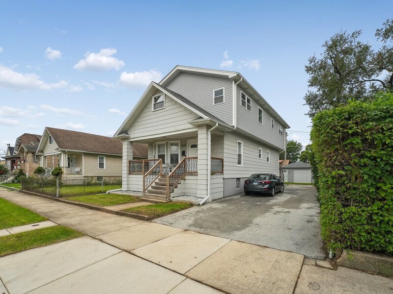 5436 S 73rd Court Summit IL 60501