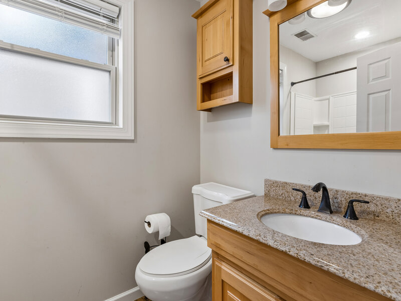 6039 W Montrose Avenue Chicago IL 60634